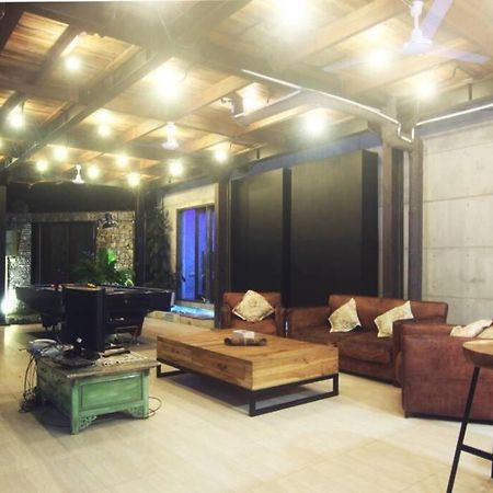 Villa Amalura I ยอกยาการ์ตา ภายนอก รูปภาพ
