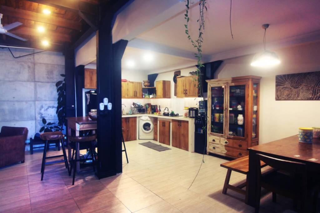 Villa Amalura I ยอกยาการ์ตา ภายนอก รูปภาพ